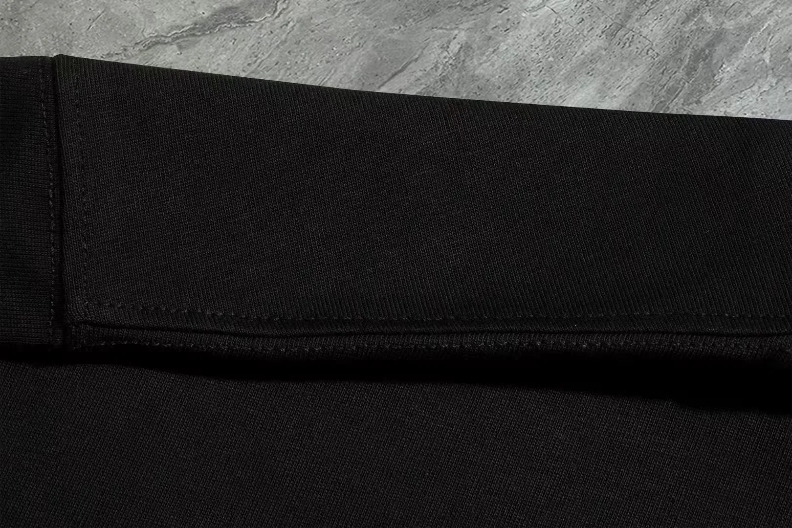 P80💰《Moncler~ 》2025New Arrival Quality T , Versatile Quality ！ ‼ 32 250G ‼ ， ， ， ， T 🤪 Sizes：S-M-L-XL-2XL ：Black，White， Same Style